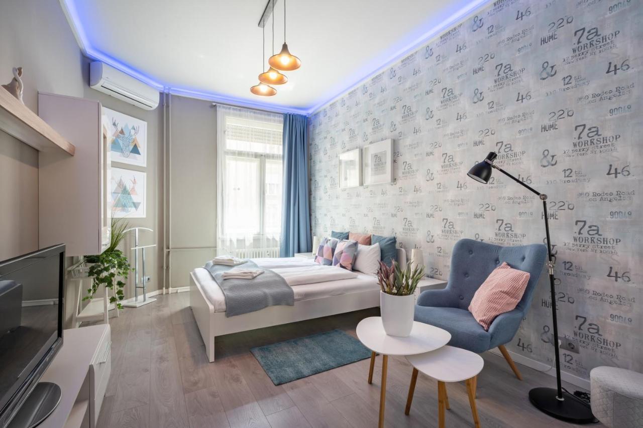 Bpr Chic Gem In The Heart Of The City Budapest Exteriör bild