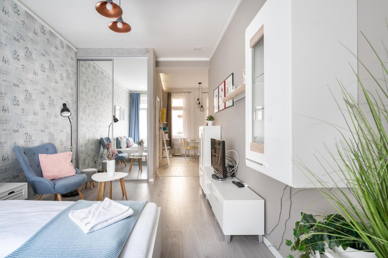 Bpr Chic Gem In The Heart Of The City Budapest Exteriör bild