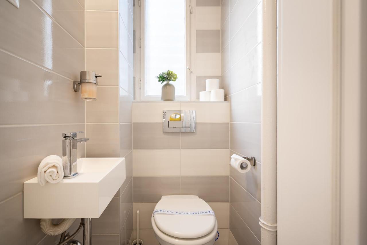 Bpr Chic Gem In The Heart Of The City Budapest Exteriör bild